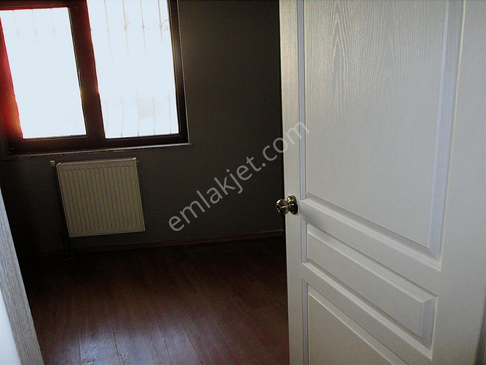 Gazcılar 135m2 Teraslı Asansörlü Kiracılı Otoparklı Daire - Görsel 24