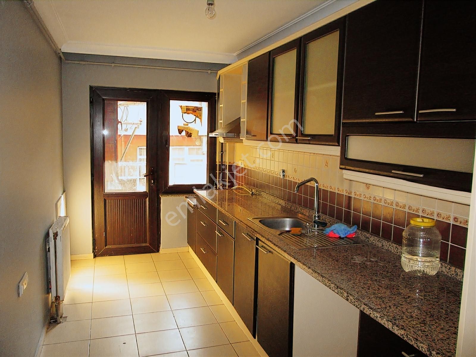 Gazcılar 135m2 Teraslı Asansörlü Kiracılı Otoparklı Daire - Görsel 14