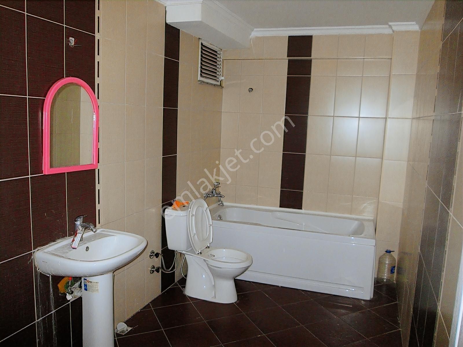 Gazcılar 135m2 Teraslı Asansörlü Kiracılı Otoparklı Daire - Görsel 22