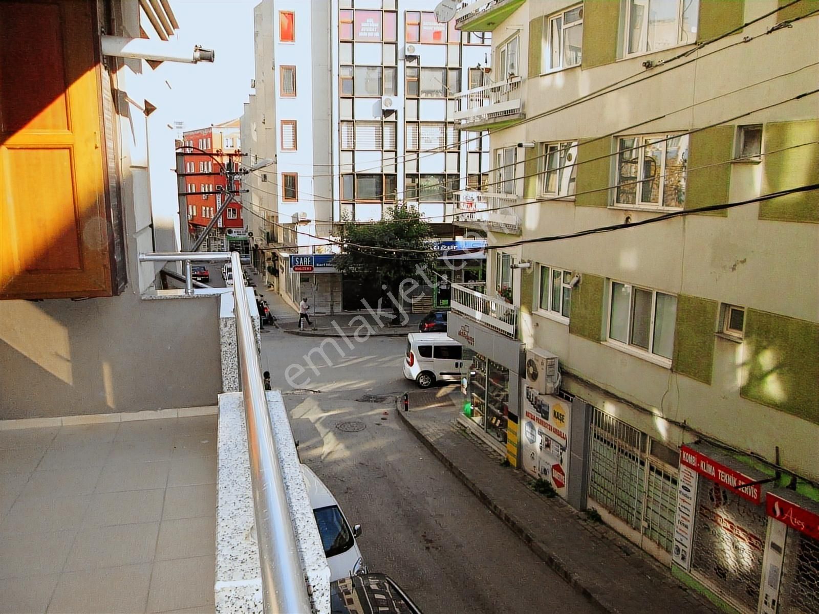 Gazcılar 135m2 Teraslı Asansörlü Kiracılı Otoparklı Daire - Görsel 15
