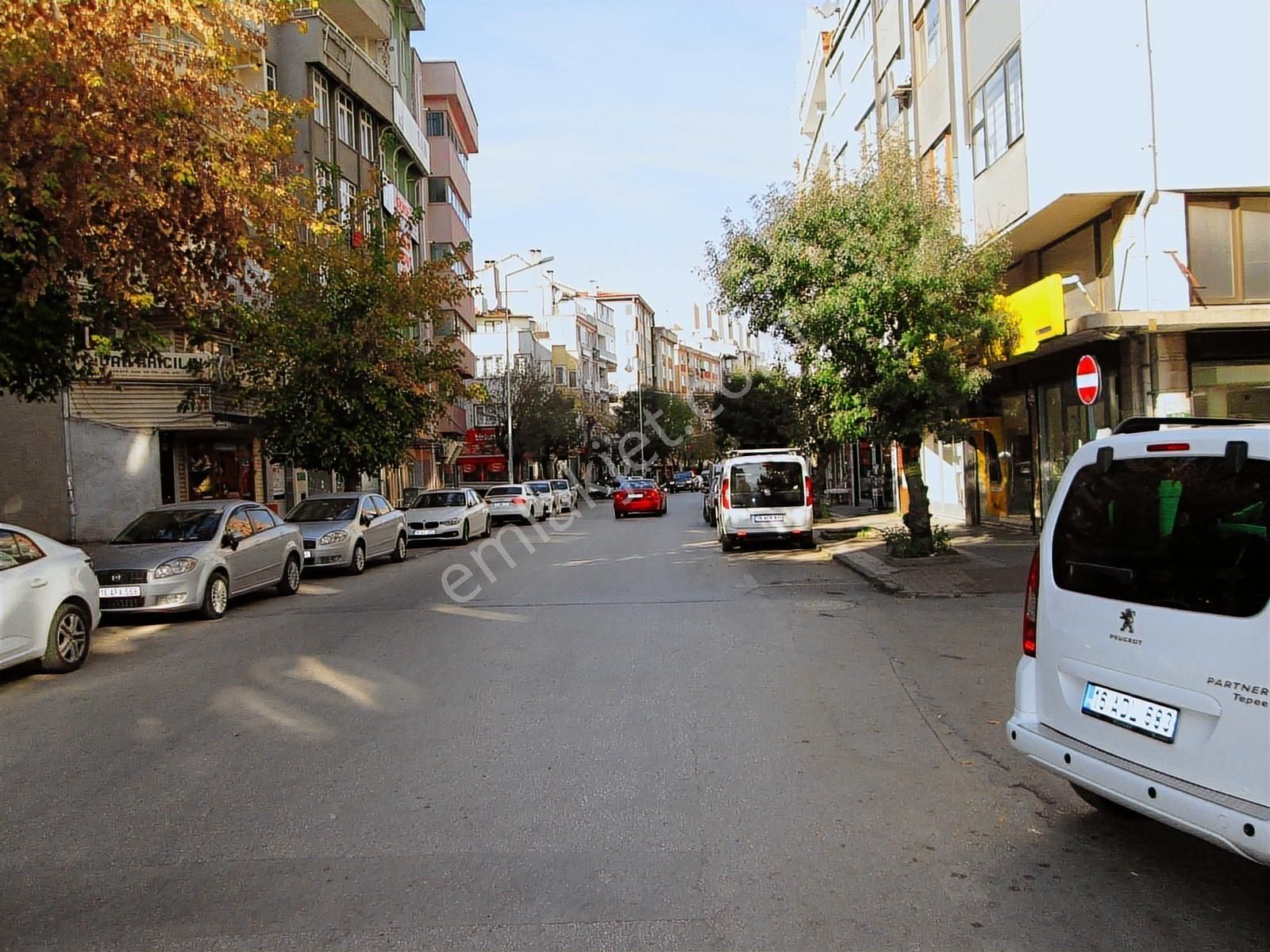 Gazcılar 135m2 Teraslı Asansörlü Kiracılı Otoparklı Daire - Görsel 5