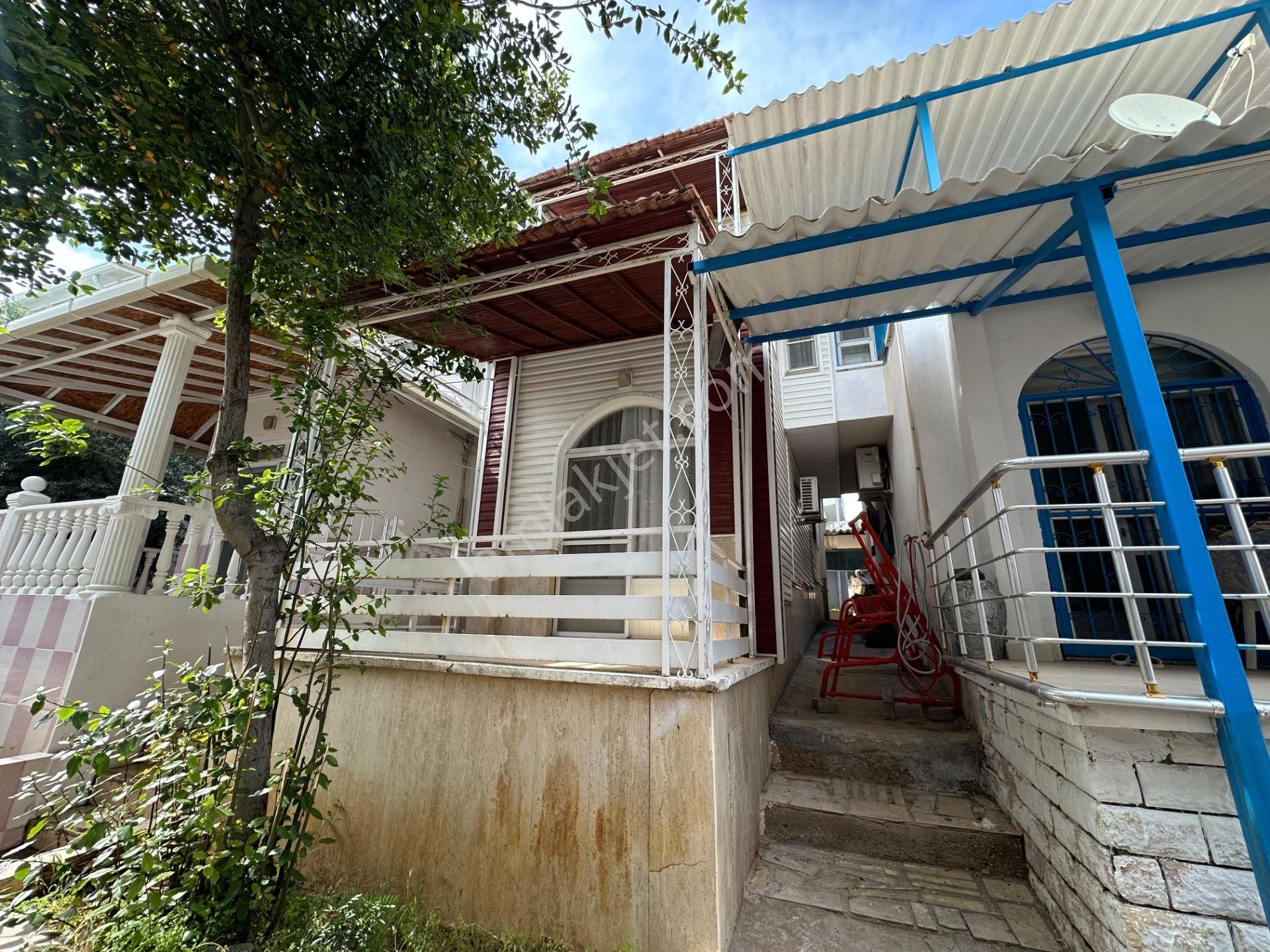Zirve Gayrimenkulden Denize 400 Mt Daire Fiyatına 3+1 Bitişik Nizam Villa - Görsel 7