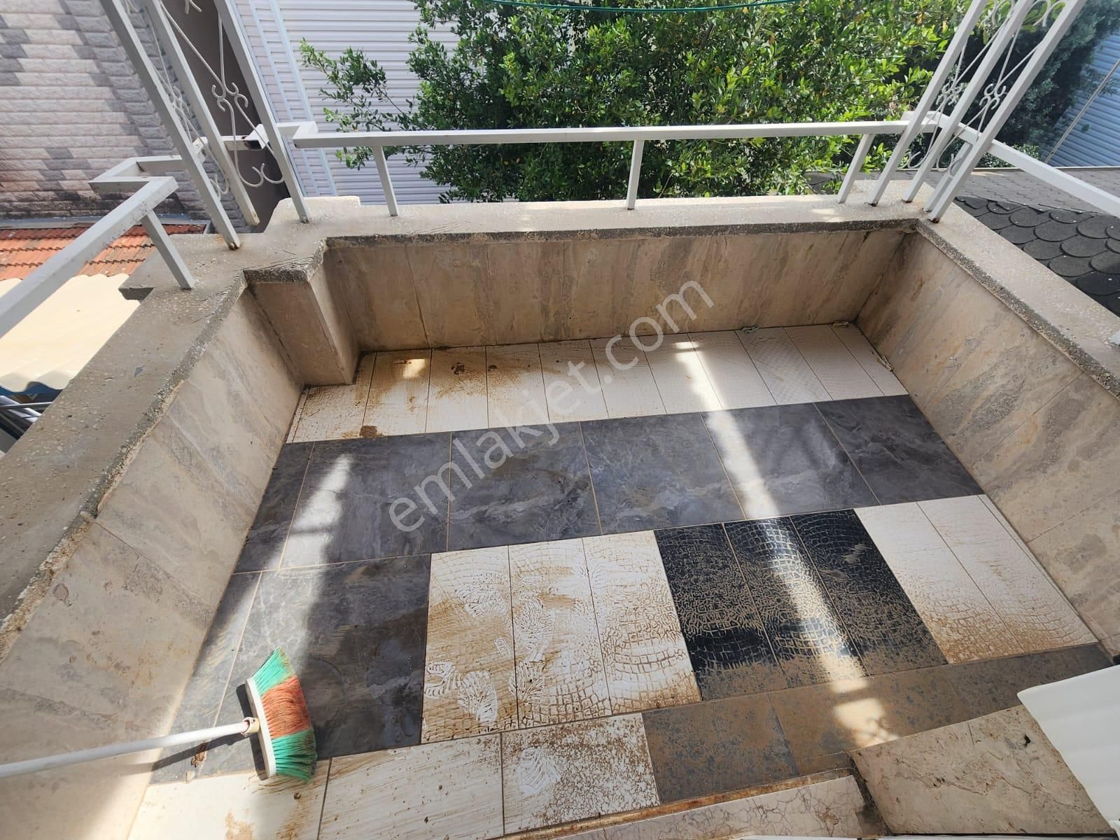 Zirve Gayrimenkulden Denize 400 Mt Daire Fiyatına 3+1 Bitişik Nizam Villa - Görsel 23