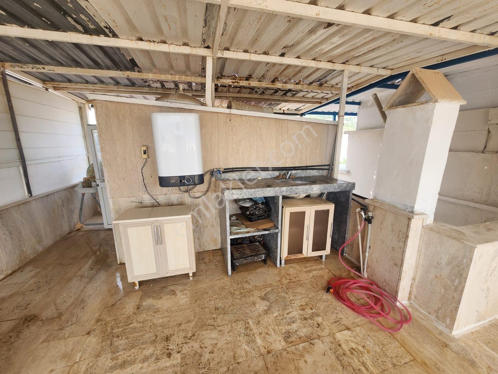 Zirve Gayrimenkulden Denize 400 Mt Daire Fiyatına 3+1 Bitişik Nizam Villa - Görsel 28