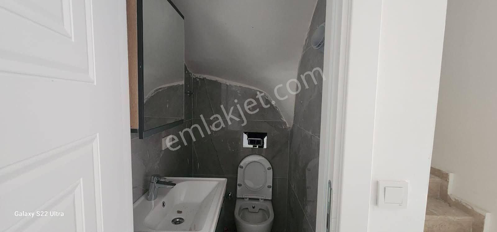 Dalaman’da Terasında Jakuzi Bulunan Lüks Triplex Villa – 4+1, Ortak Havuzlu - Görsel 15