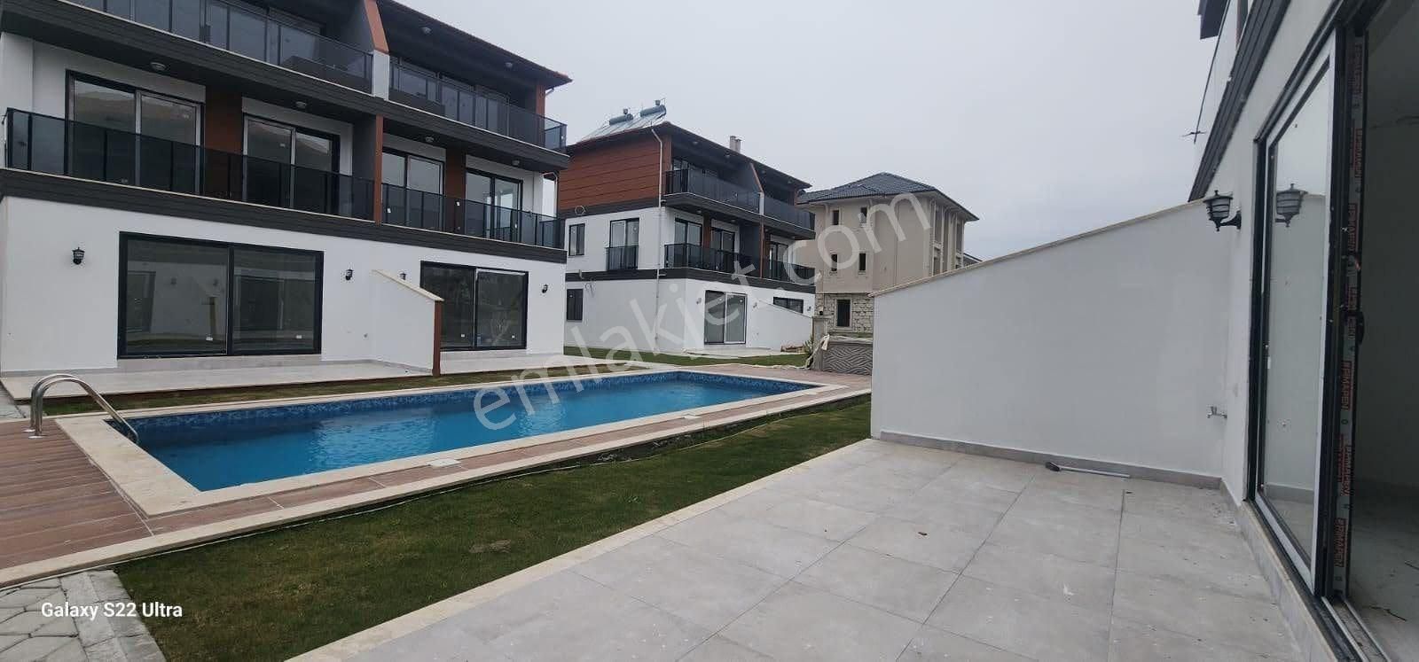 Dalaman’da Terasında Jakuzi Bulunan Lüks Triplex Villa – 4+1, Ortak Havuzlu - Görsel 12