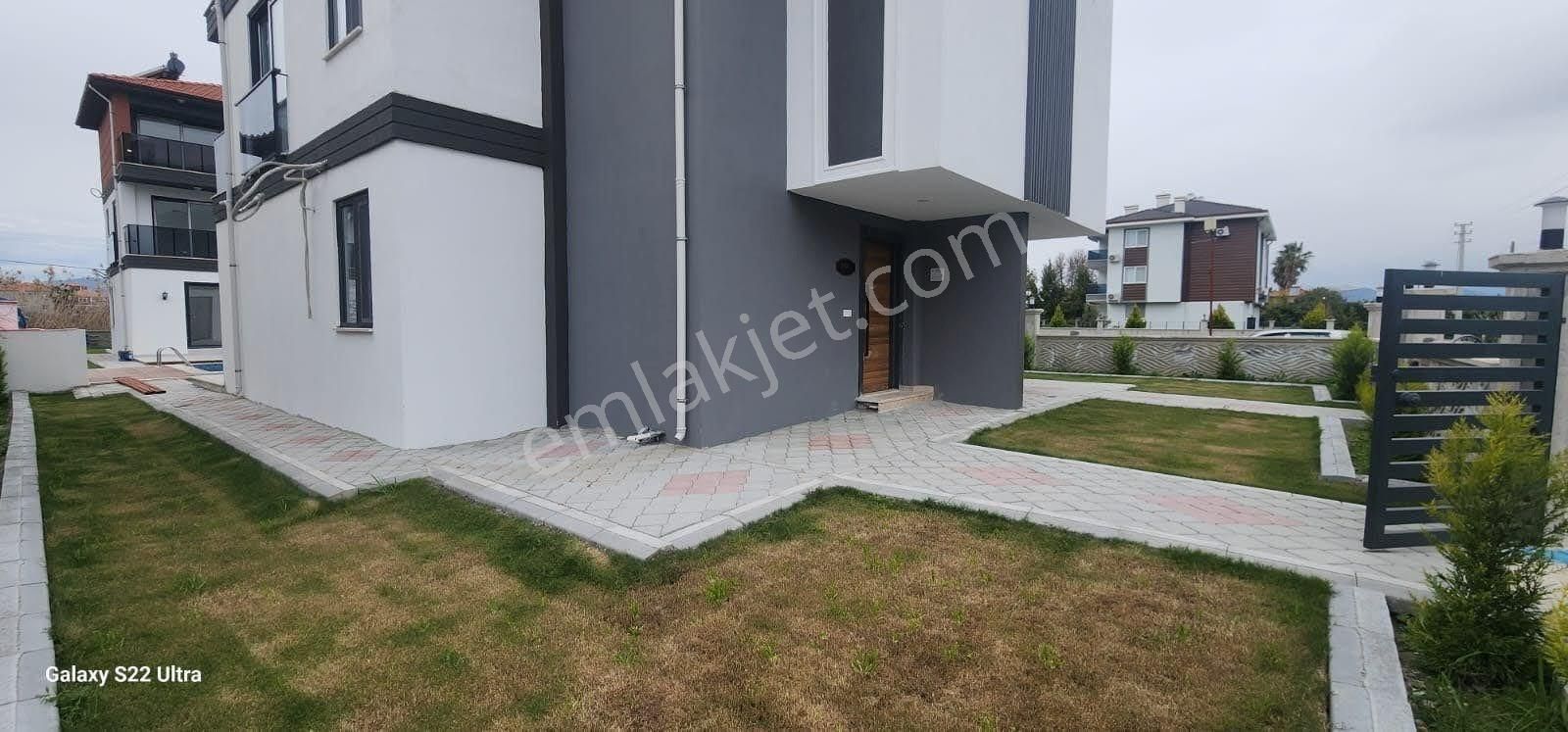 Dalaman’da Terasında Jakuzi Bulunan Lüks Triplex Villa – 4+1, Ortak Havuzlu - Görsel 4