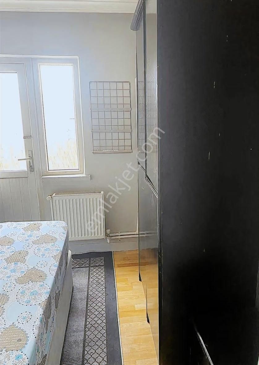 Ankara Merkez Yatırıma Uygun Kiracılı Manzaralı Satılık Daire Fiyat Düştü - Görsel 14