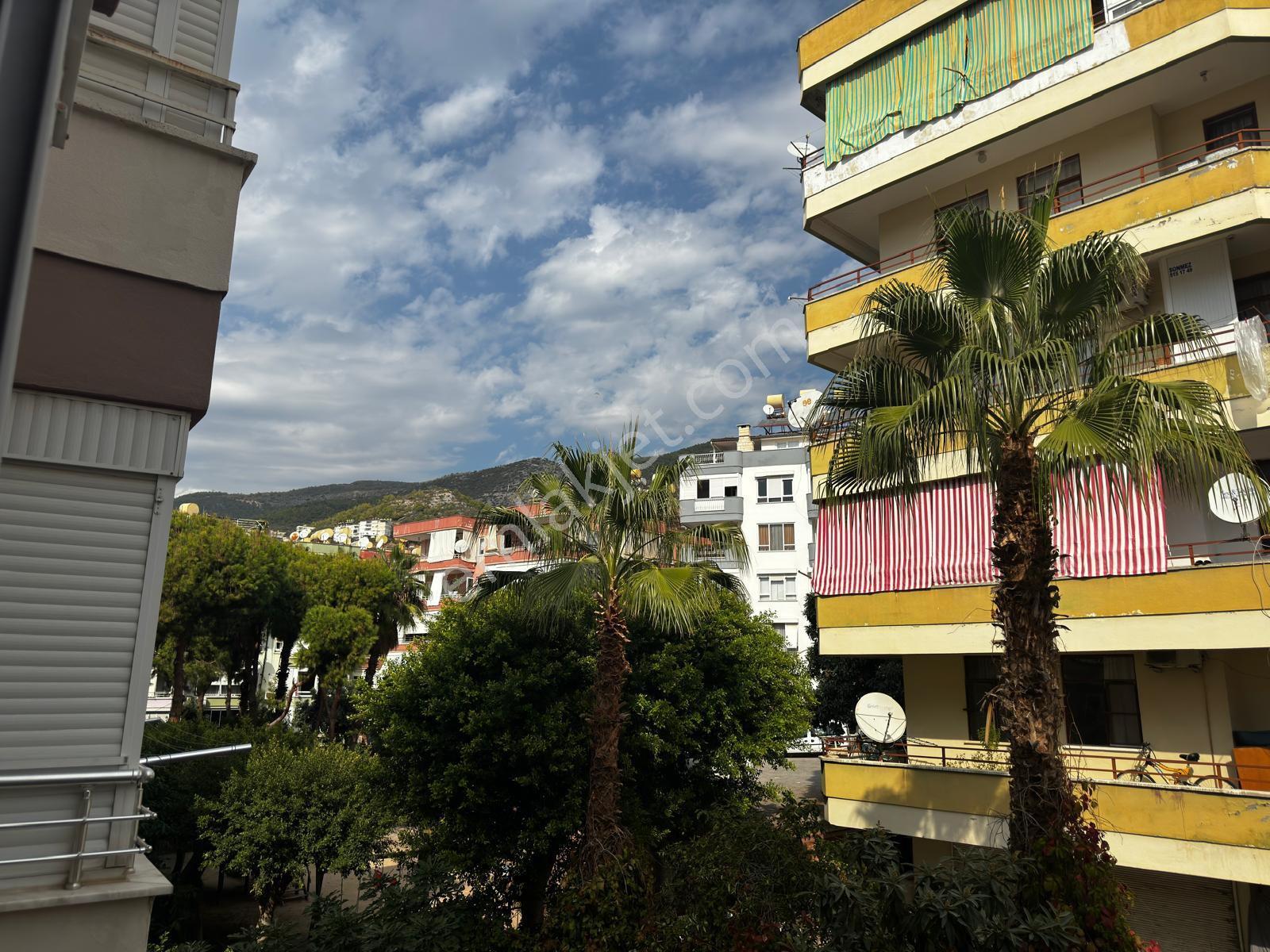 Alanya Kızlarpınarı Mah.de Eşyalı 2+1 Daire - Görsel 3
