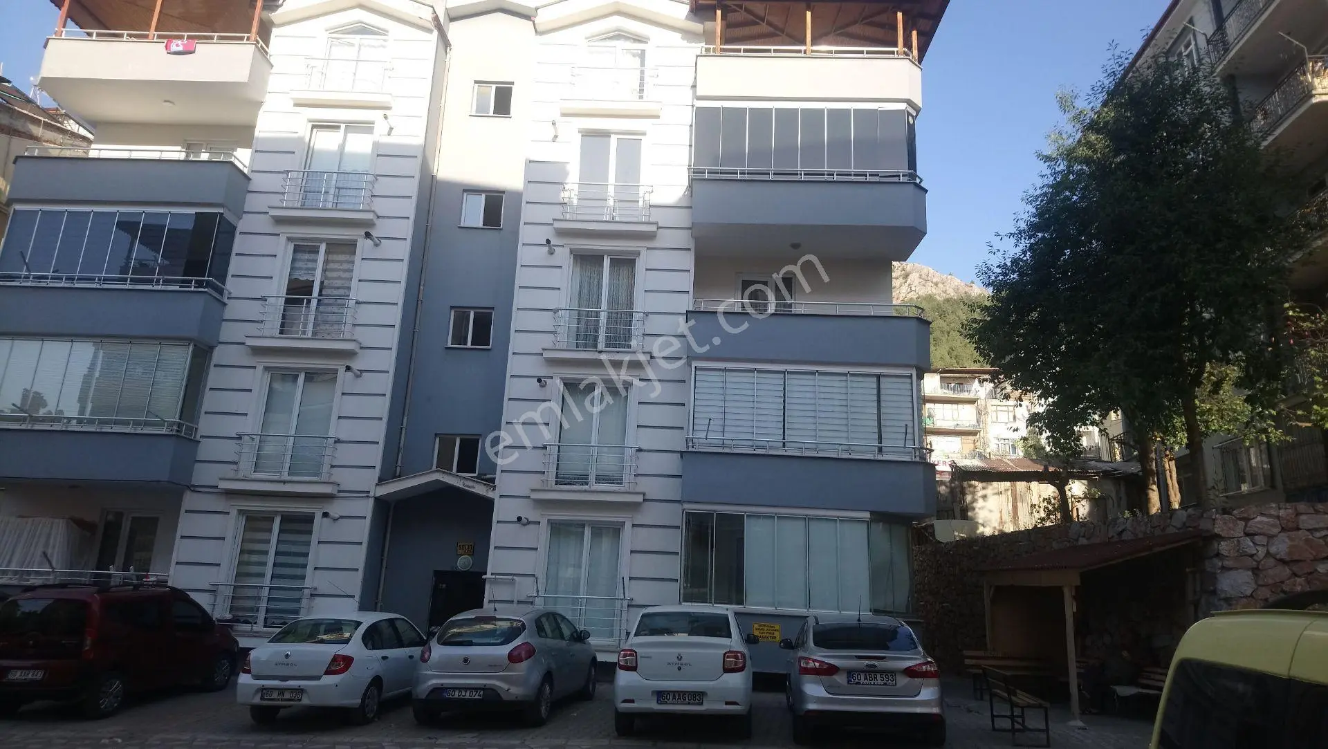 Çarşı Merkezde Çeknliye Çok Yakın Satılık 3+1 Daire - Görsel 2