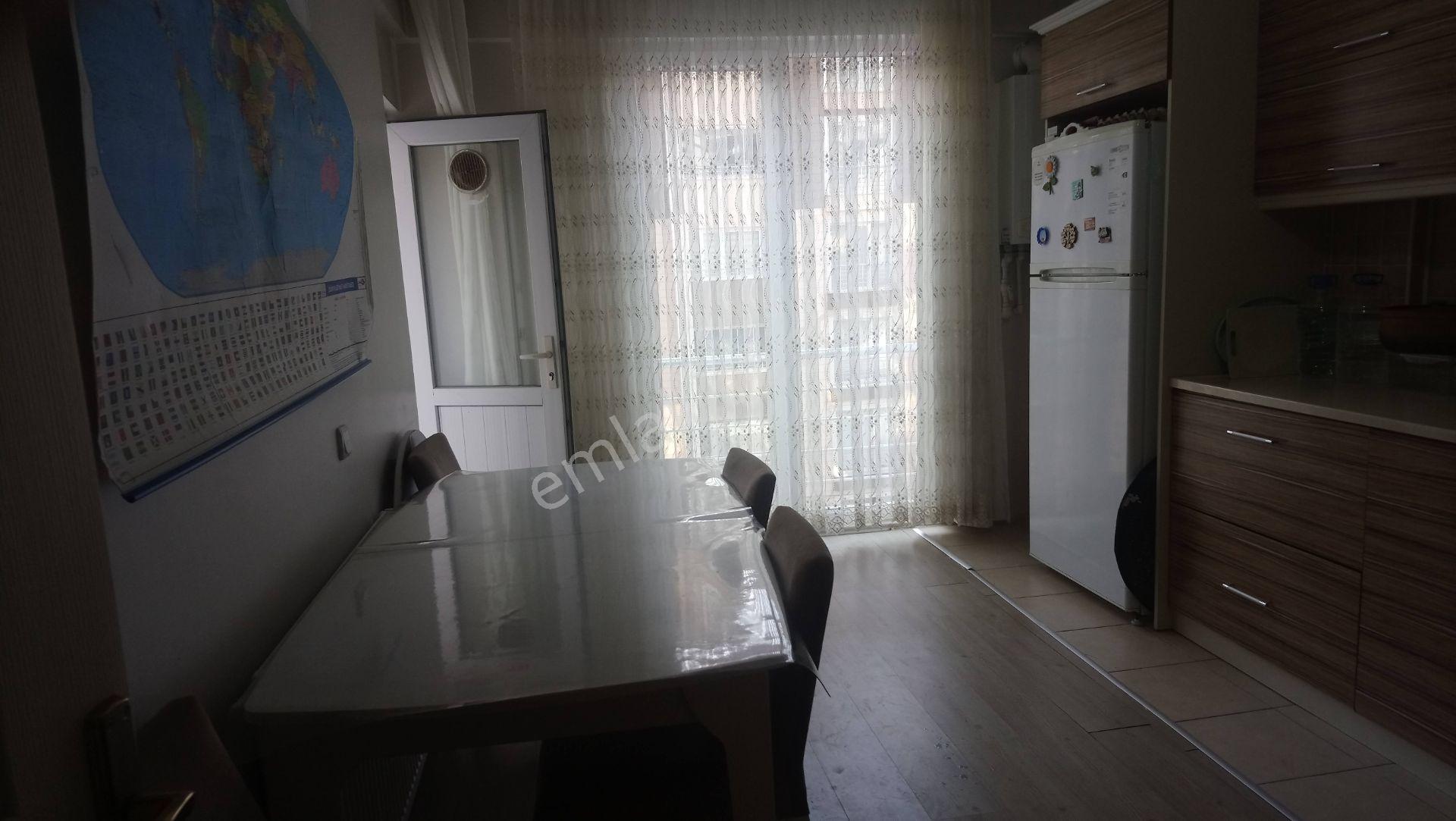 Çarşı Merkezde Çeknliye Çok Yakın Satılık 3+1 Daire - Görsel 7