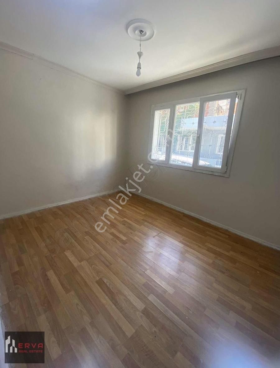 Karabağlar Uğur Mumcu Mahallesi 2+1 Satılık Daire - Görsel 3