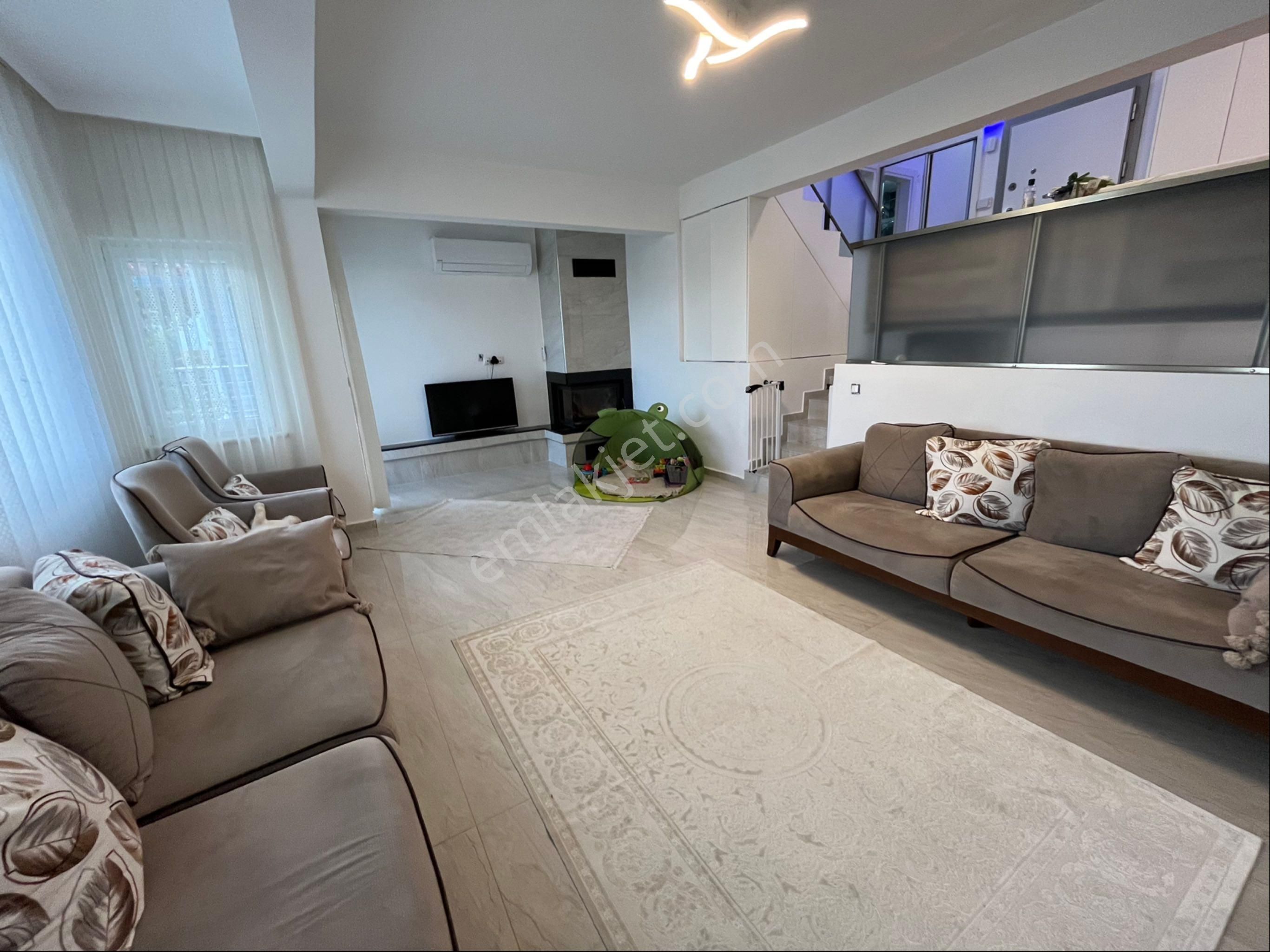 Zirve Gayrimenkul'den Full Deniz Manzaralı Köşe Konumda Tam Mustakil 4+1 Villa - Görsel 18