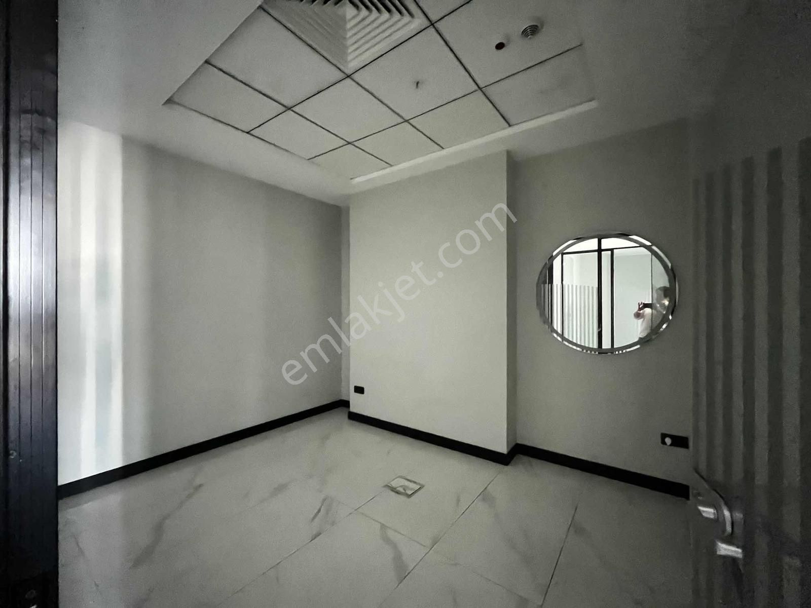 Yda Center'da 152 M2 Yapılı Eskişehir Yolu Cephe Şerefiyeli Ofis - Görsel 2