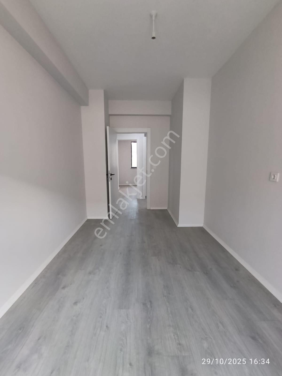 Çamlıca Mahallesinde Satılık 3+1 Daire - Görsel 14