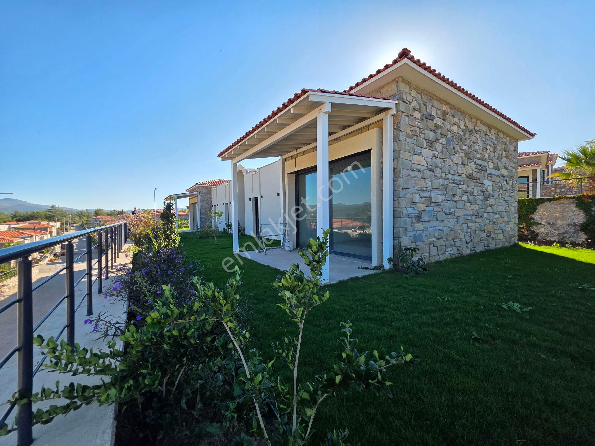 Mumcularda Satılık 3+1 Müstakil - Görsel 2