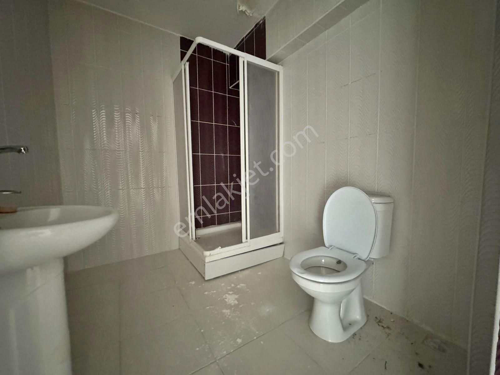 Kanuni 3 Bloklu Ela Sitesinde 3 Cephe Ve Geniş Mt2 İle Ferah 3+1 Site Dairesi - Görsel 22