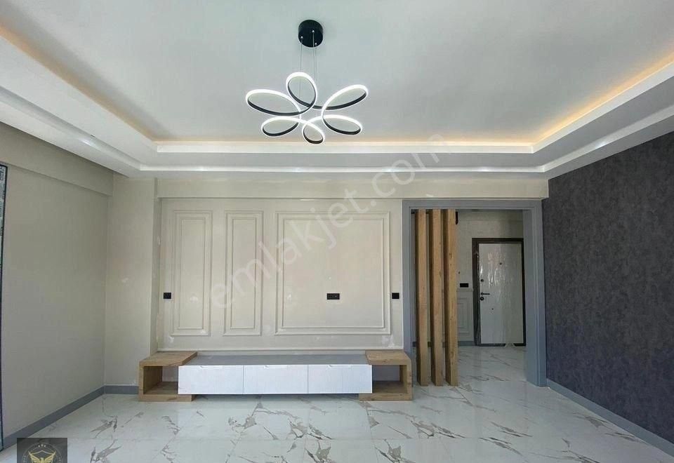 Şahin İnşaat'tan Eylikdüzü Cumhuriyet Mh Metrobüse Yakın 2+1 Arakat Daire - Görsel 2