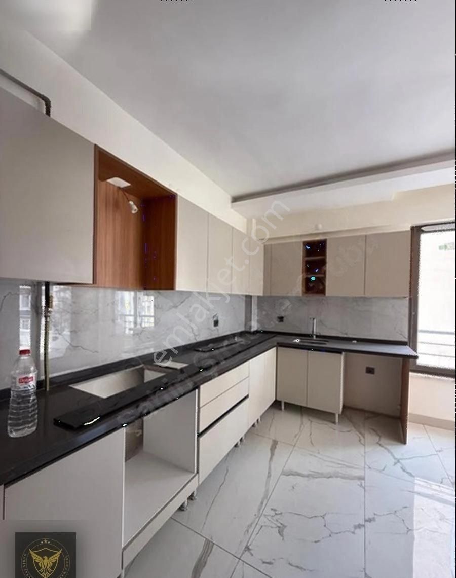 Beylikdüzü Cumhuriyet Mh.acil Satılık 2+1 Fırsat Dairemiz... - Görsel 9