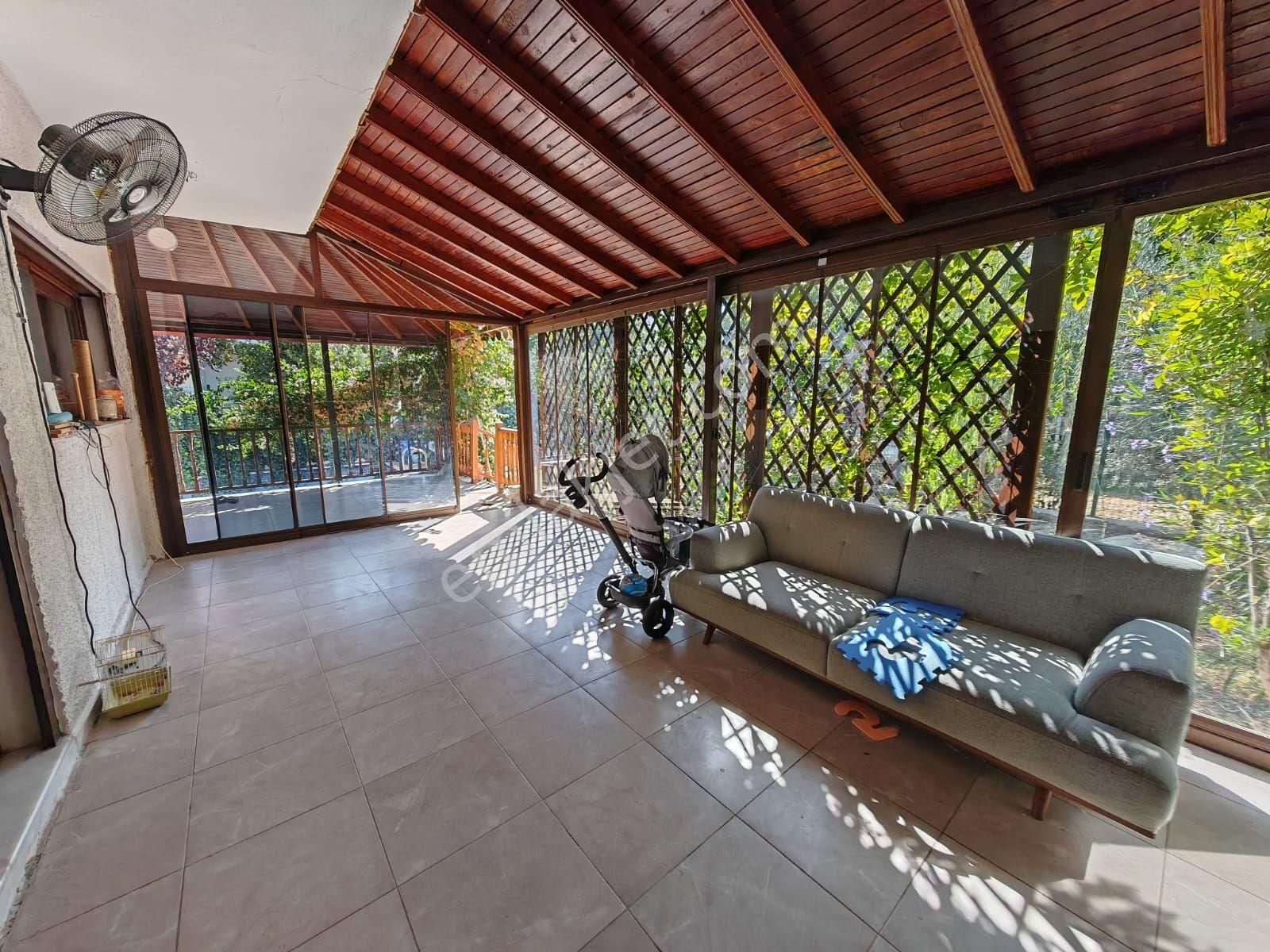 Kuşadası Yavansuda Plaja Çok Yakın Özel Havuzlu Geniş Bahçeli Satılık Villa - Görsel 26