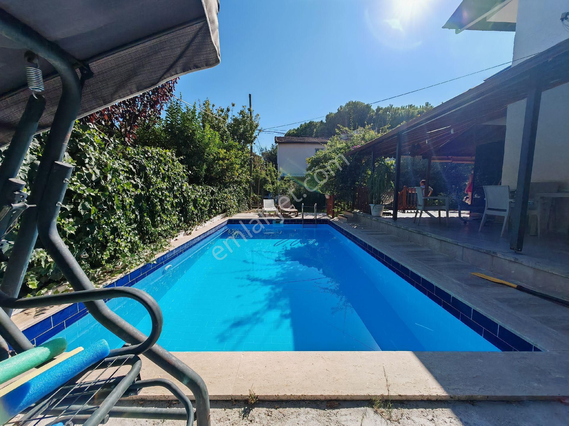 Kuşadası Yavansuda Plaja Çok Yakın Özel Havuzlu Geniş Bahçeli Satılık Villa - Görsel 6