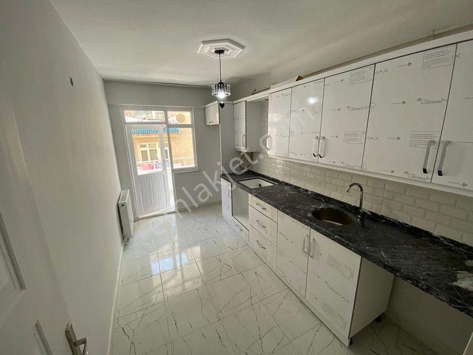 Şahin İnşaat'tan Beylikdüzünde Krediye Uygun 2+1 Ara Kat Daire