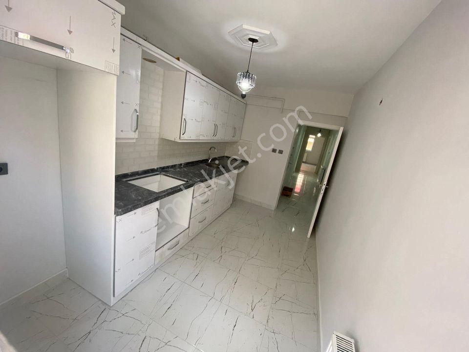 Şahin İnşaat'tan Beylikdüzünde Krediye Uygun 2+1 Ara Kat Daire - Görsel 2