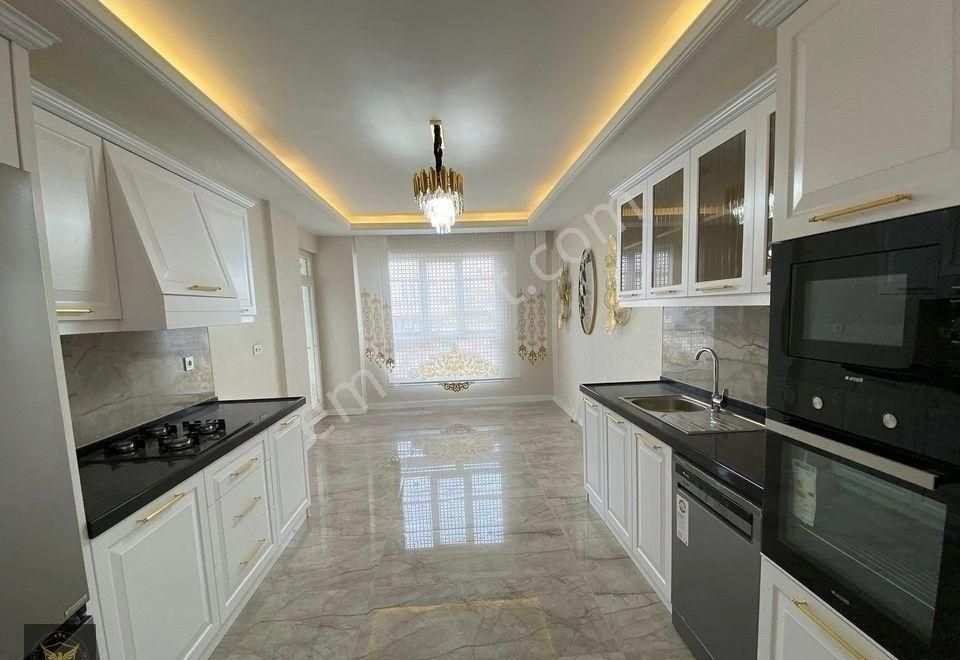 Şahin İnşaat'tan Mütik Site İçersinde Satılık Daire - Görsel 2