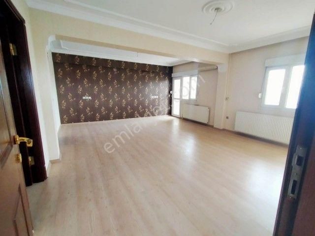 Yenigirne Bulvarı Yakını 4+1 Teraslı Kiralık Dubleks Daire - Görsel 12