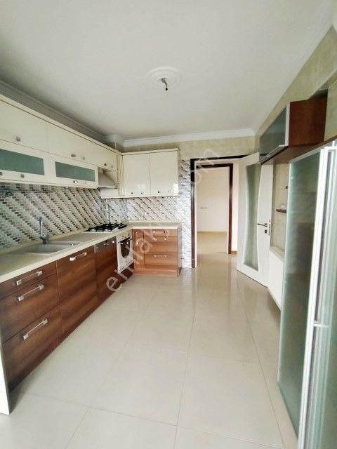 Yenigirne Bulvarı Yakını 4+1 Teraslı Kiralık Dubleks Daire - Görsel 16