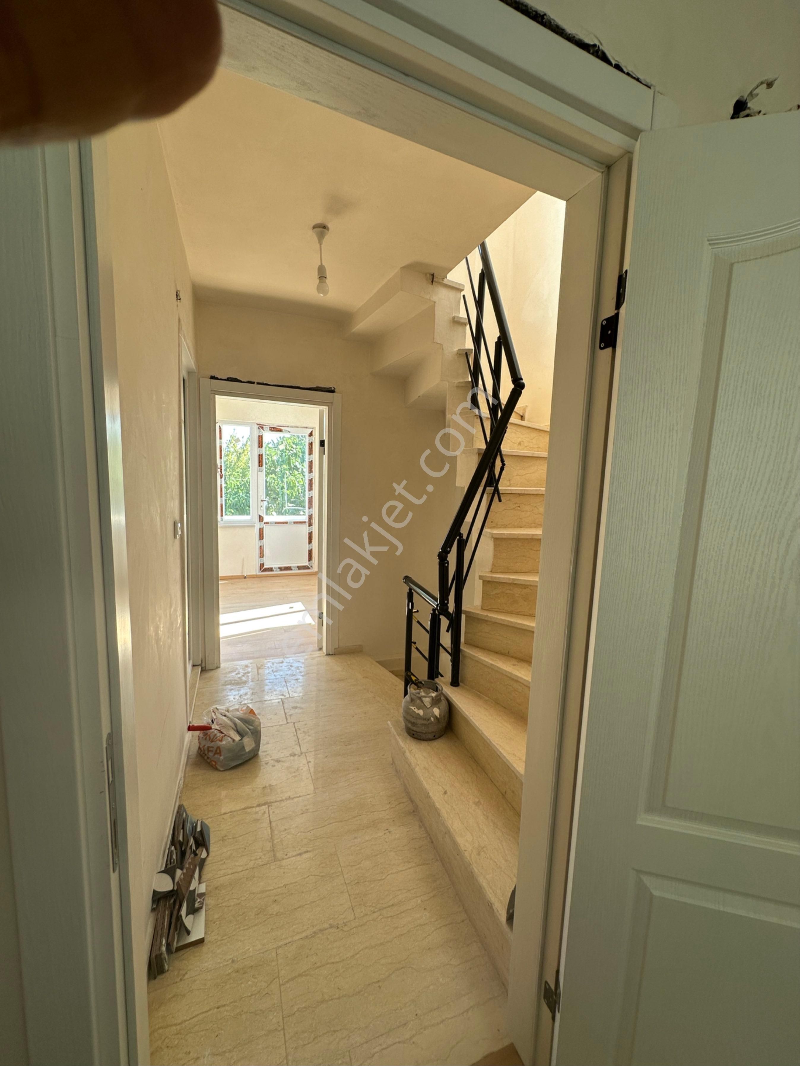 Tripleks Sıfır Villa Deniz Manzaralı - Görsel 13