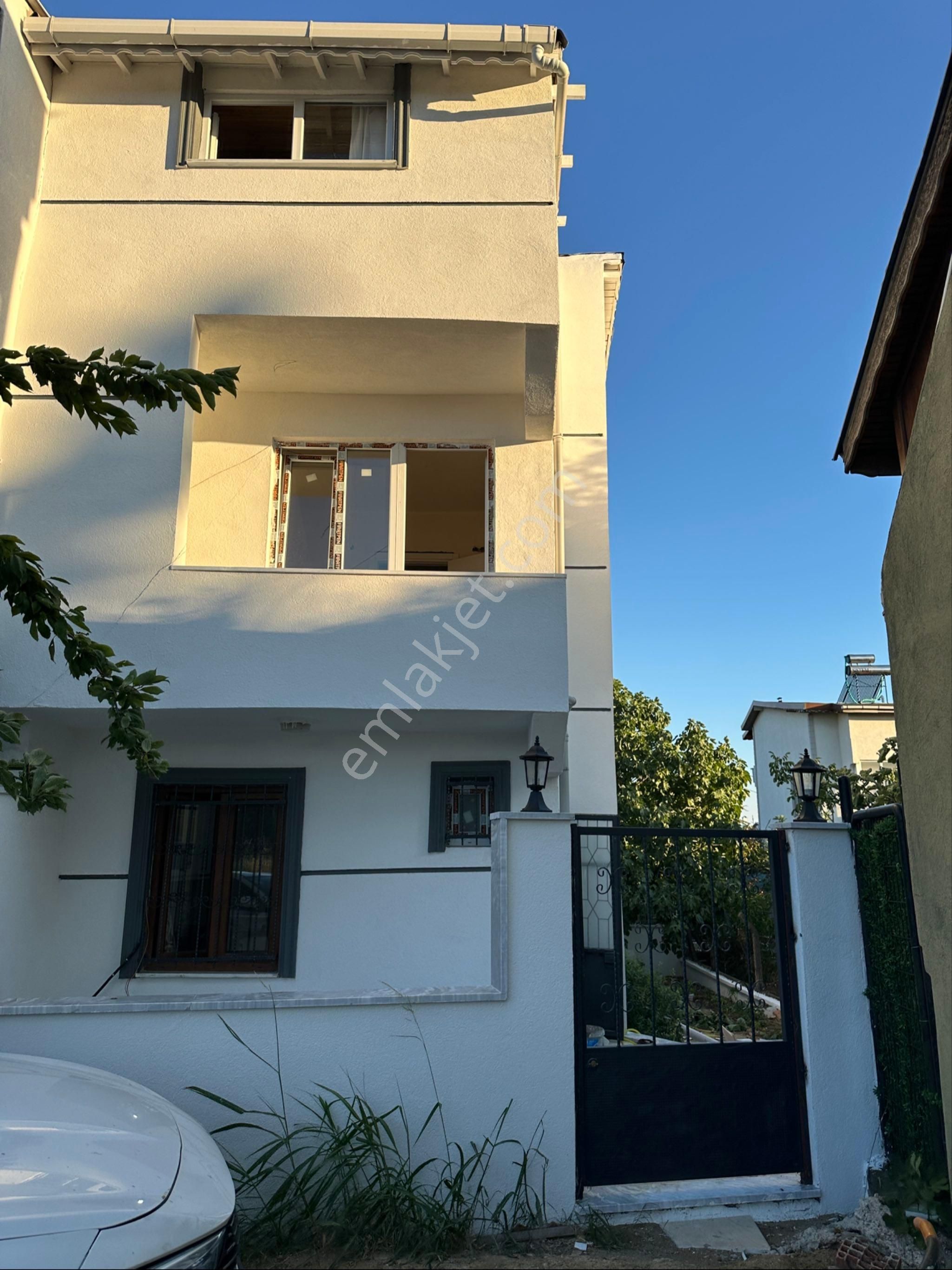 Tripleks Sıfır Villa Deniz Manzaralı - Görsel 3