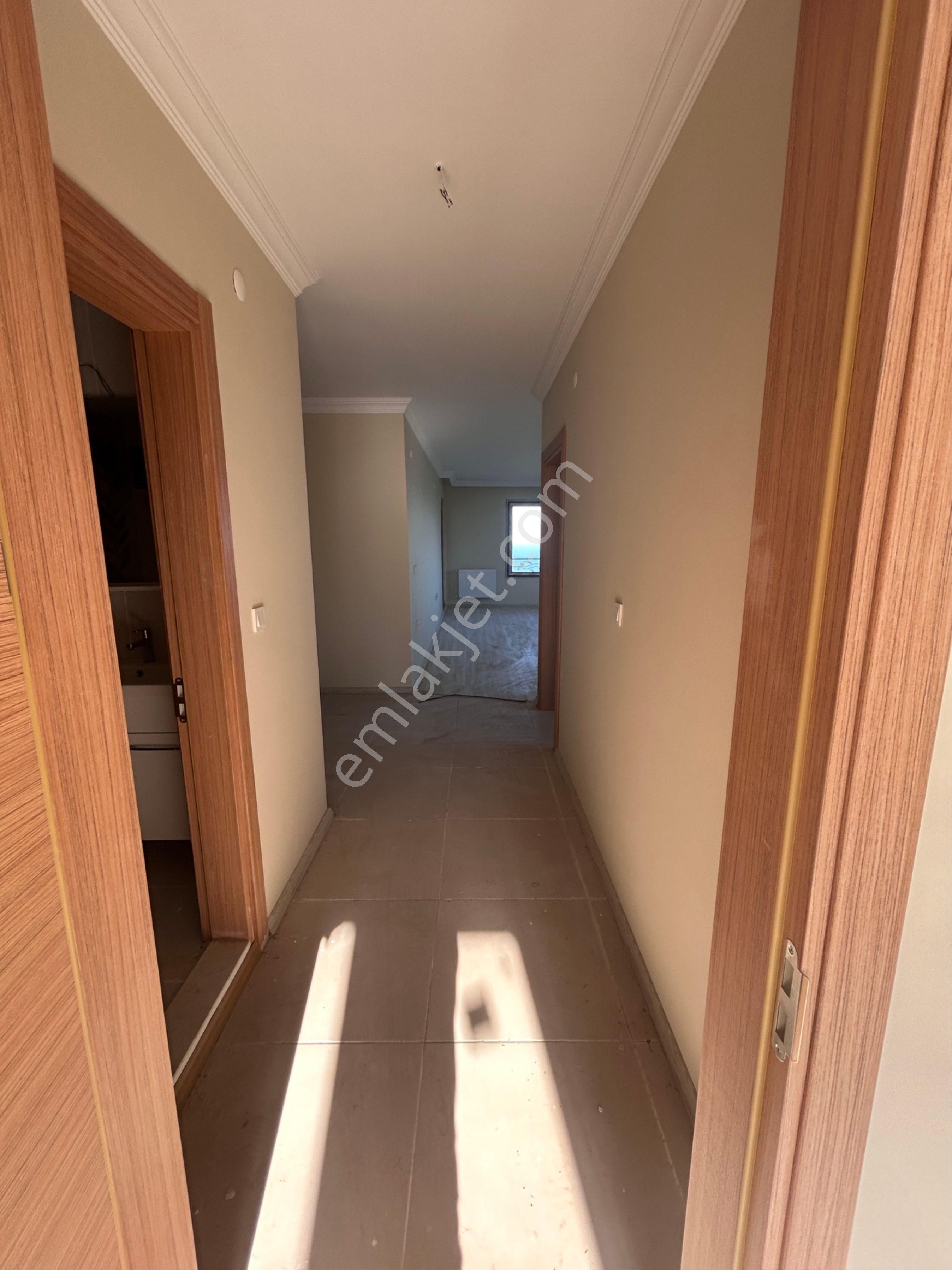 Trabzon Pelitli De Kiralık 3+1 Daire - Görsel 9