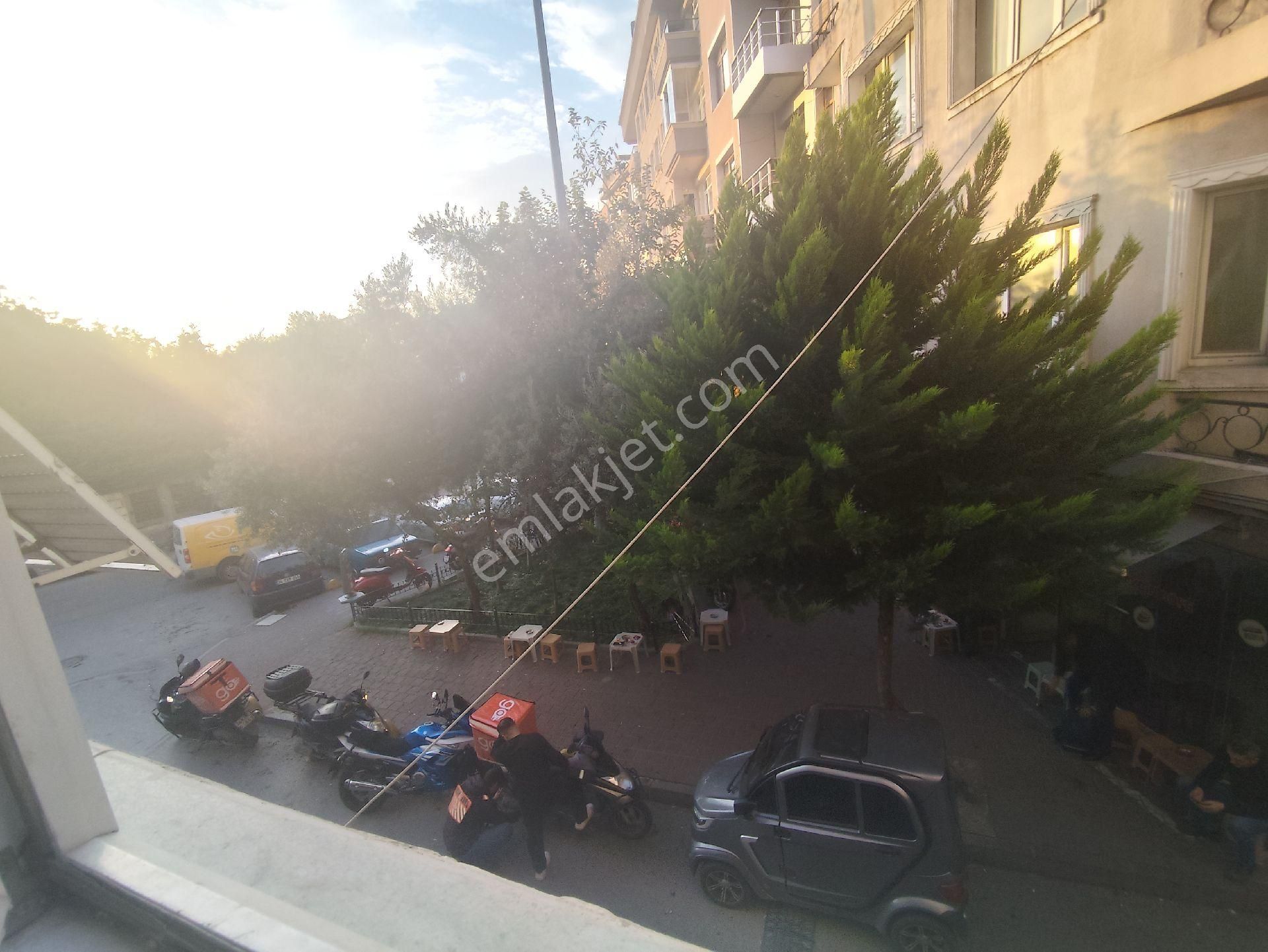 Kocamustafapâşa Merkezde Satılık Çift Cephe Daire Dairemiz Duraklara Okula - Görsel 16