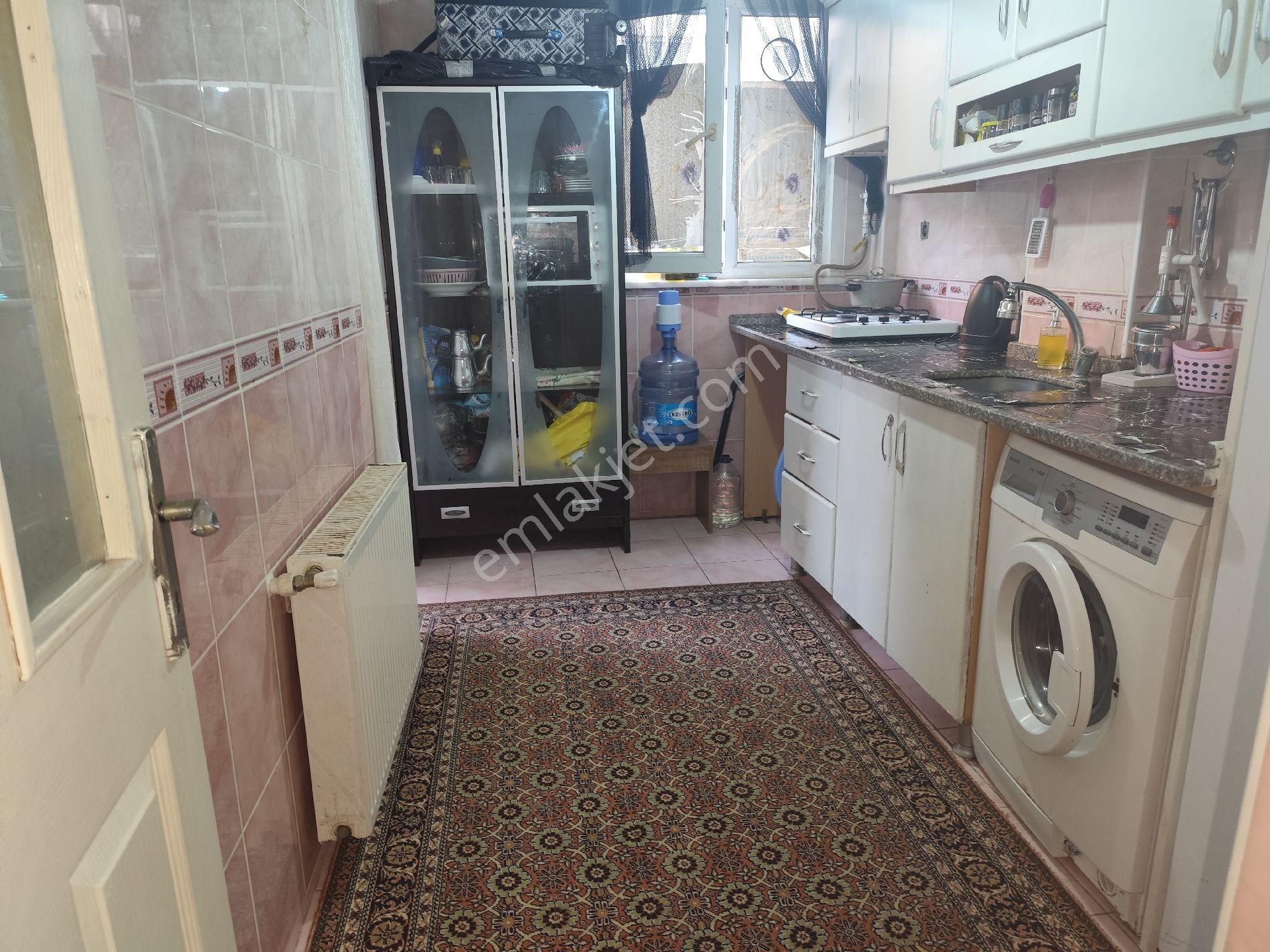 Kocamustafapâşa Merkezde Satılık Çift Cephe Daire Dairemiz Duraklara Okula - Görsel 11