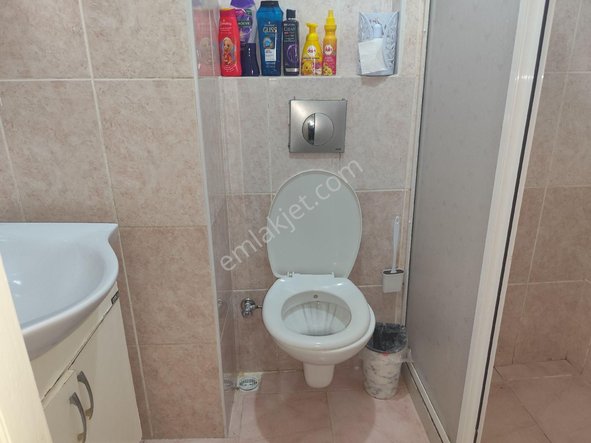 Kocamustafapâşa Merkezde Satılık Çift Cephe Daire Dairemiz Duraklara Okula - Görsel 15