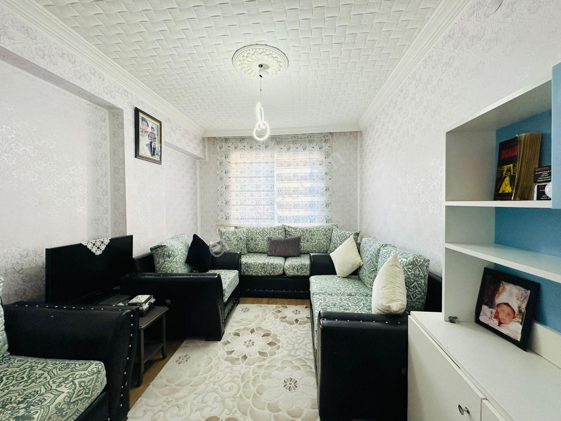 Başak Mahallesinde Asansörlü Full Yapılı 140 M2 3+1 Ara Katta Satılık Daire !! - Görsel 14