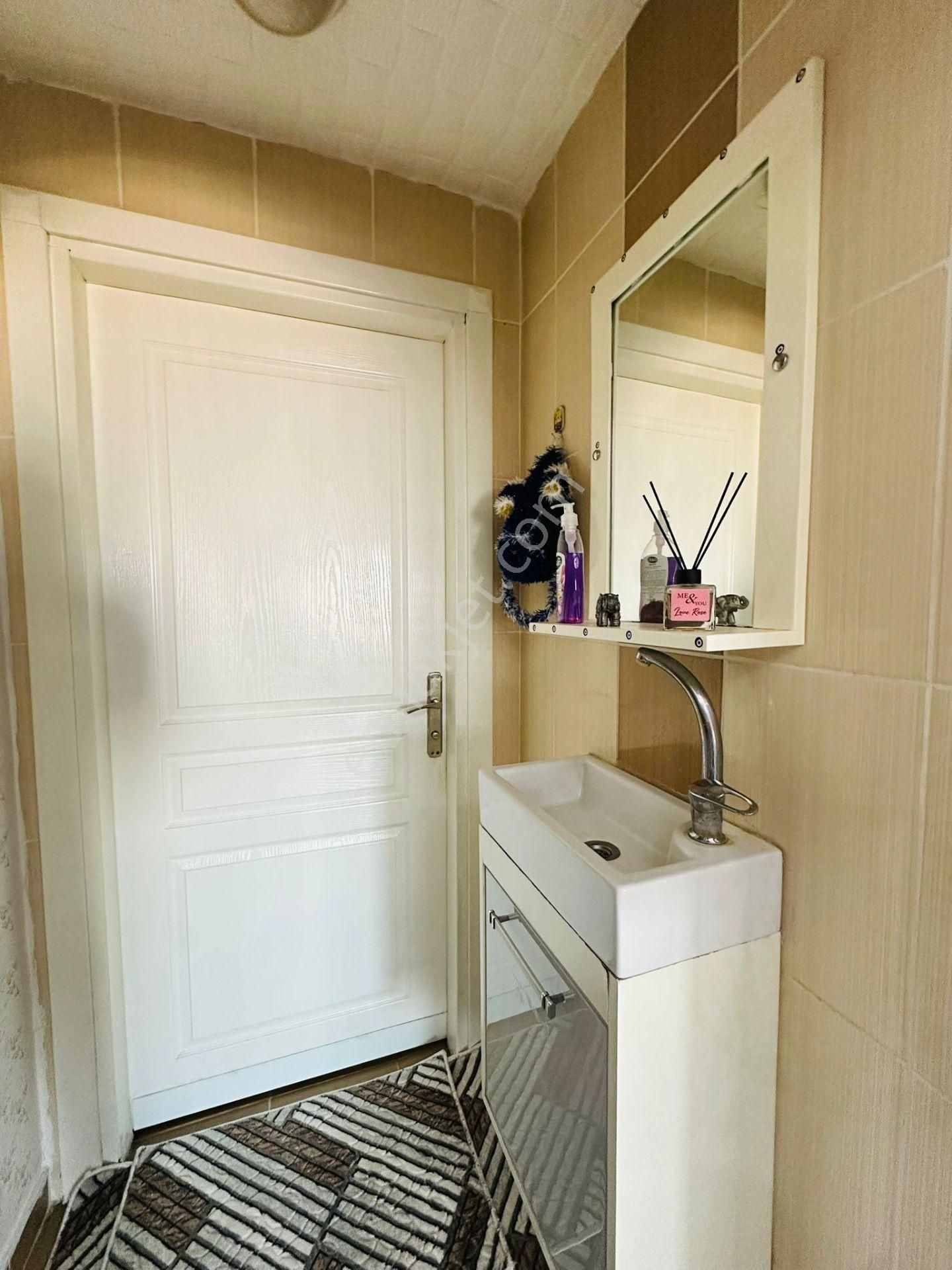 Başak Mahallesinde Asansörlü Full Yapılı 140 M2 3+1 Ara Katta Satılık Daire !! - Görsel 27