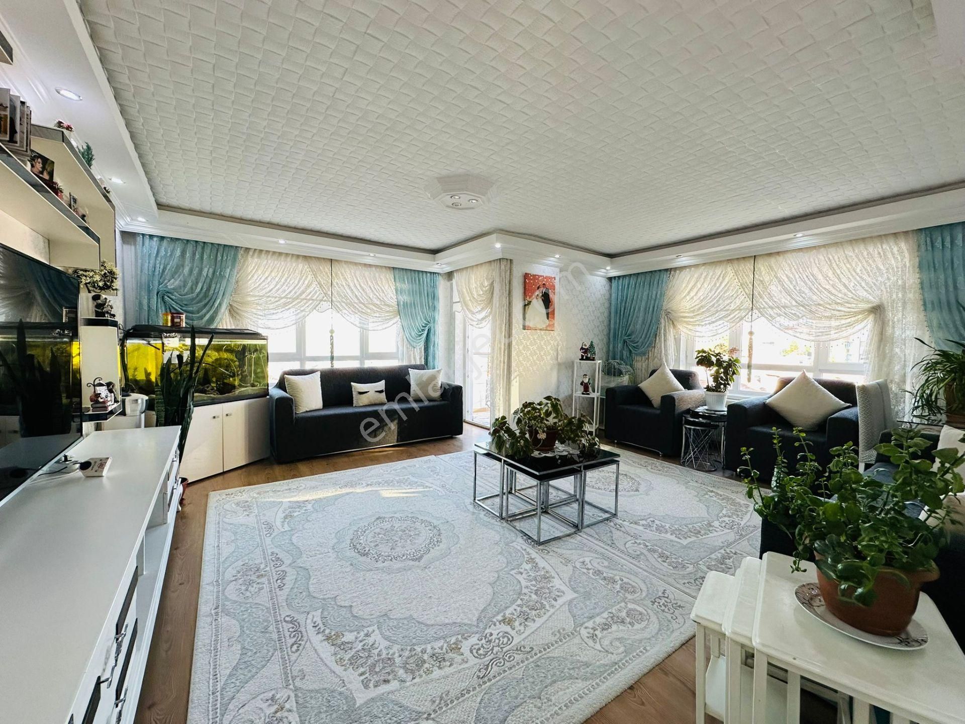 Başak Mahallesinde Asansörlü Full Yapılı 140 M2 3+1 Ara Katta Satılık Daire !! - Görsel 23