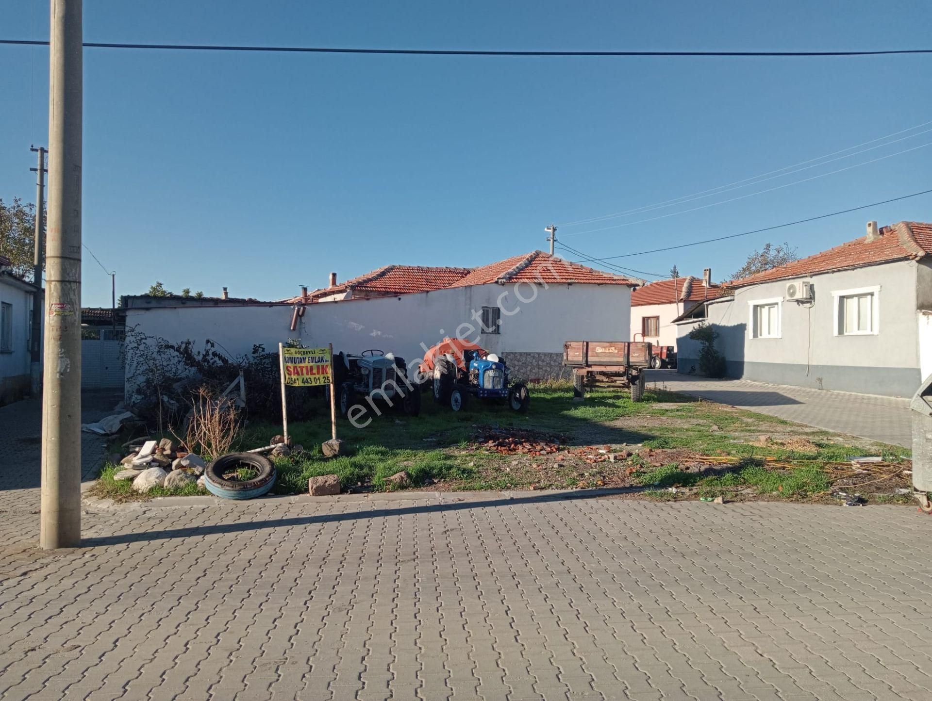 Göçbeylide Köşe Parsel Avlulu Kargir Ev Arsası - Görsel 7