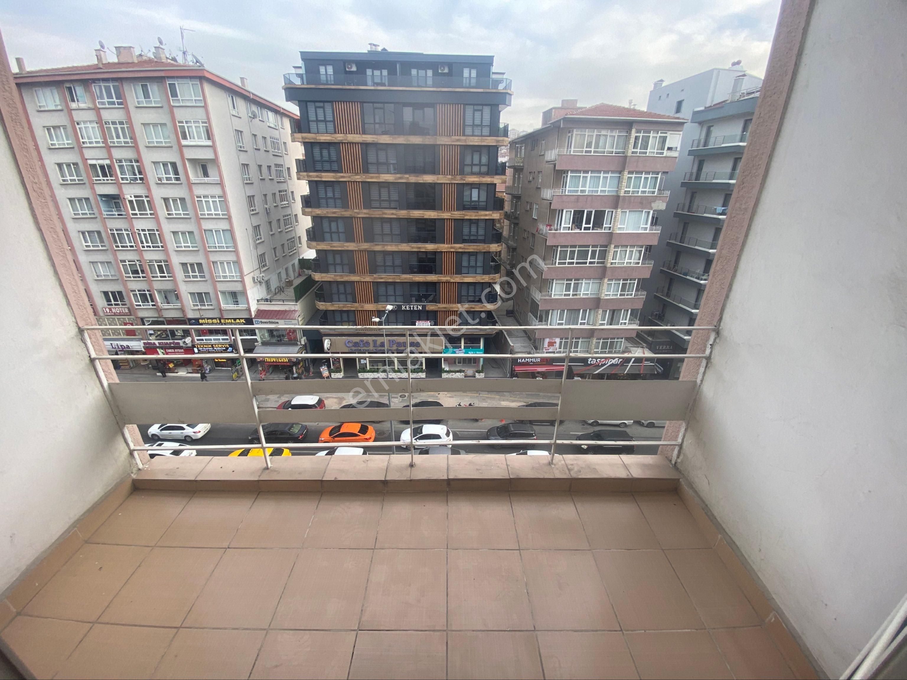 Çankaya Cebeci Fakülteler Mah.cemal Gürsel Cad.üzeri Asansörlü Kiralık 3+1 Daire - Görsel 22