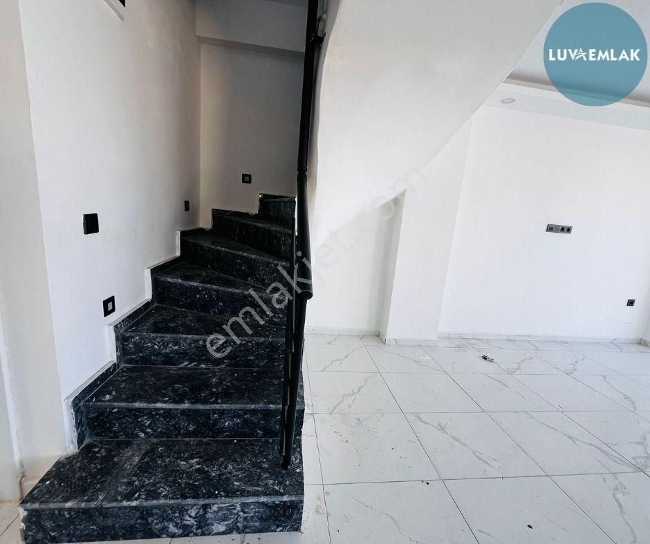 Didim Akbük'te Deniz Manzaralı Müstakil Bahçeli 2+1 Yazlık - Görsel 11