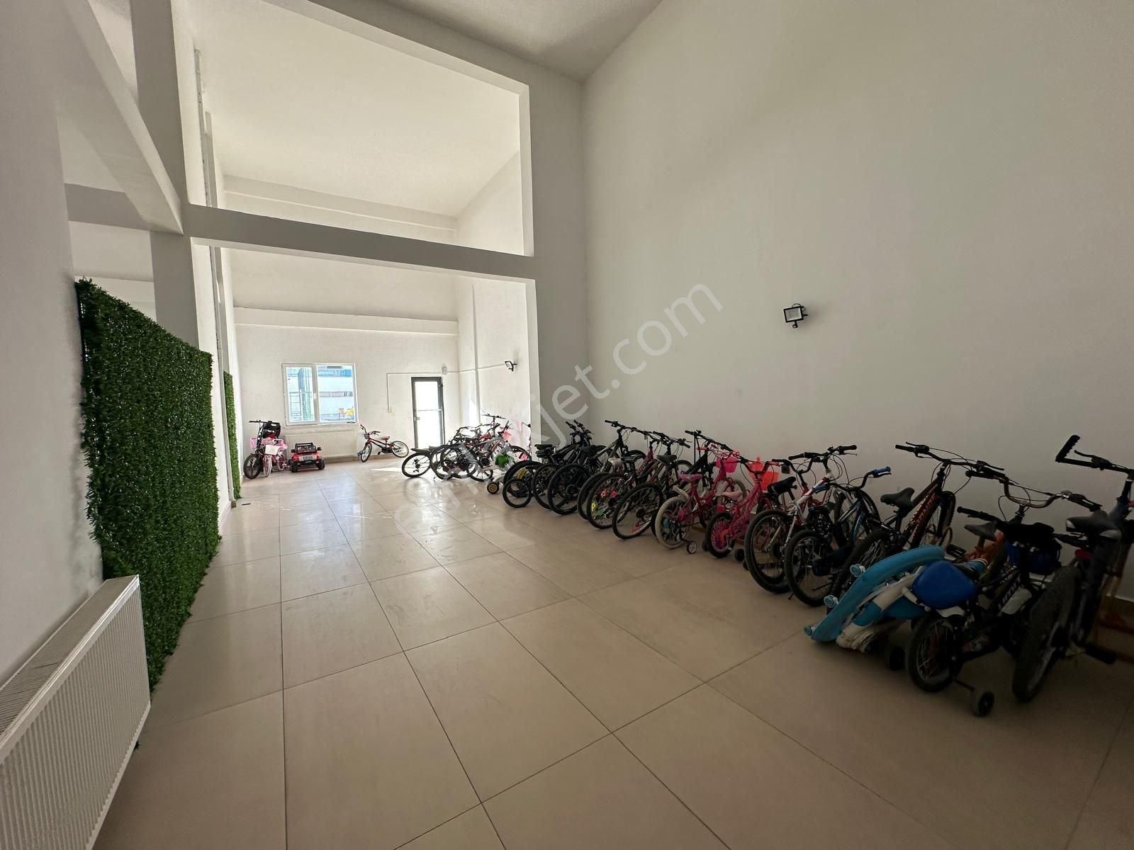 Ovacıkta 4+1 Site İçerisinde Ultra Lüks E. Banyolu Daire - Görsel 6