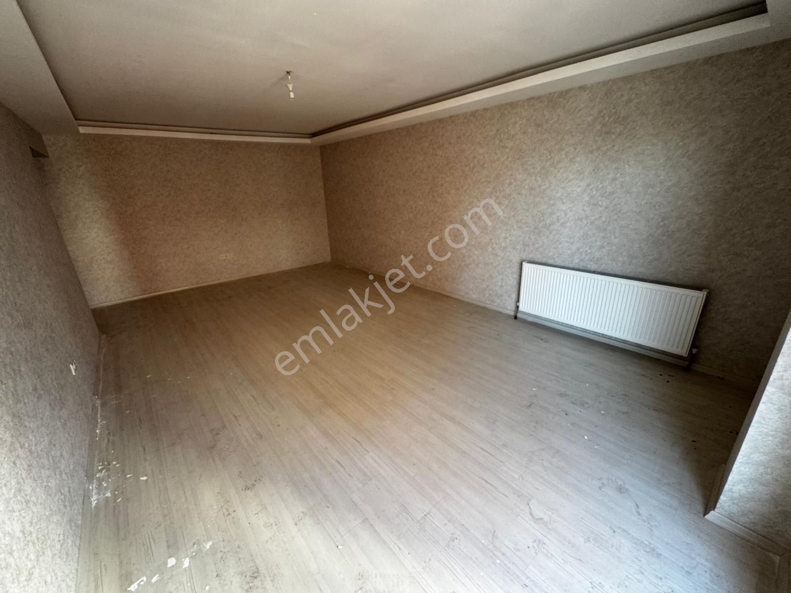 Güneş Evlere Sınır Site Dairesi Kat Konumunda Y.giriş 2+1 Lüks - Görsel 5