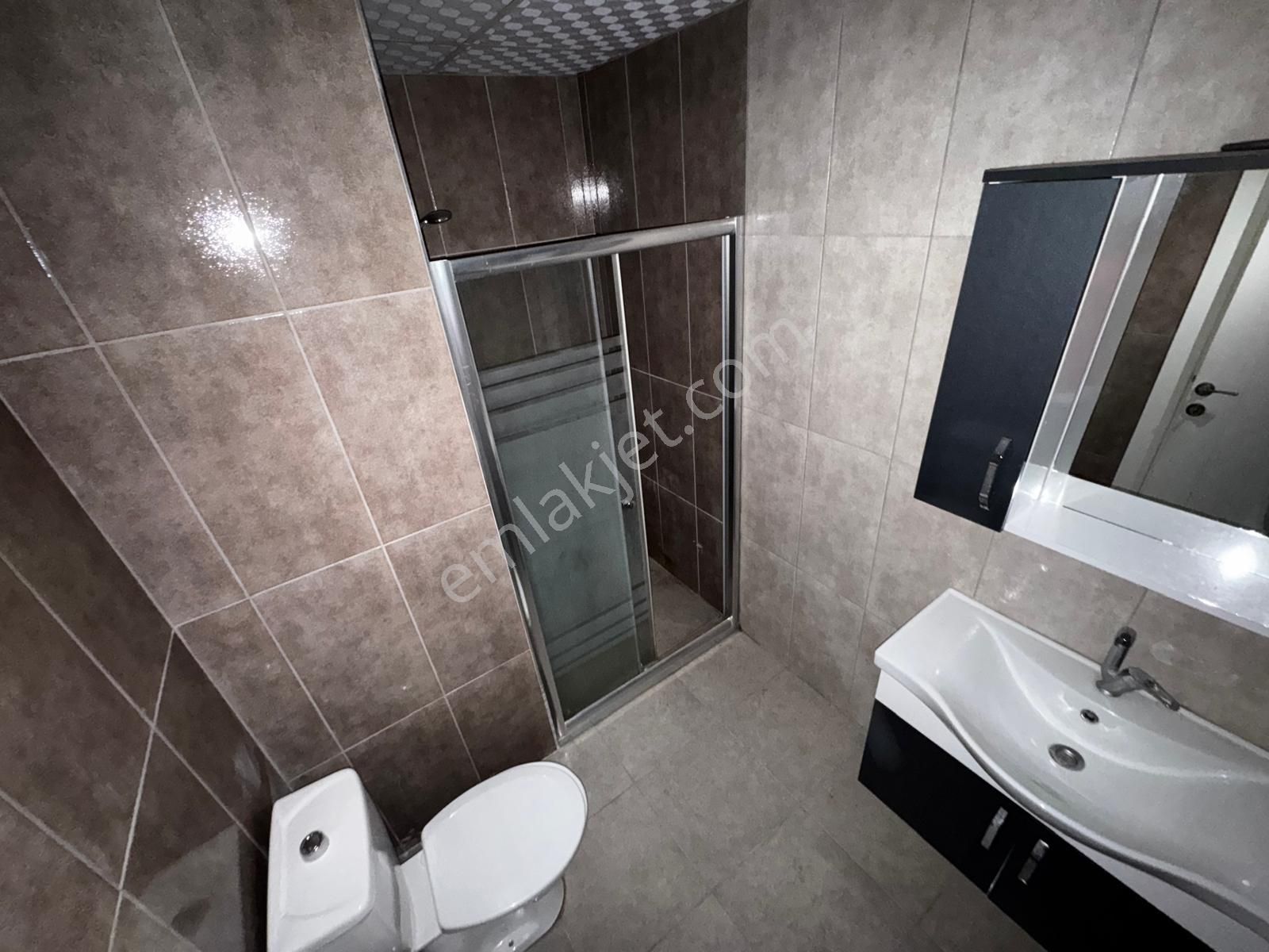 Güneş Evlere Sınır Site Dairesi Kat Konumunda Y.giriş 2+1 Lüks - Görsel 27