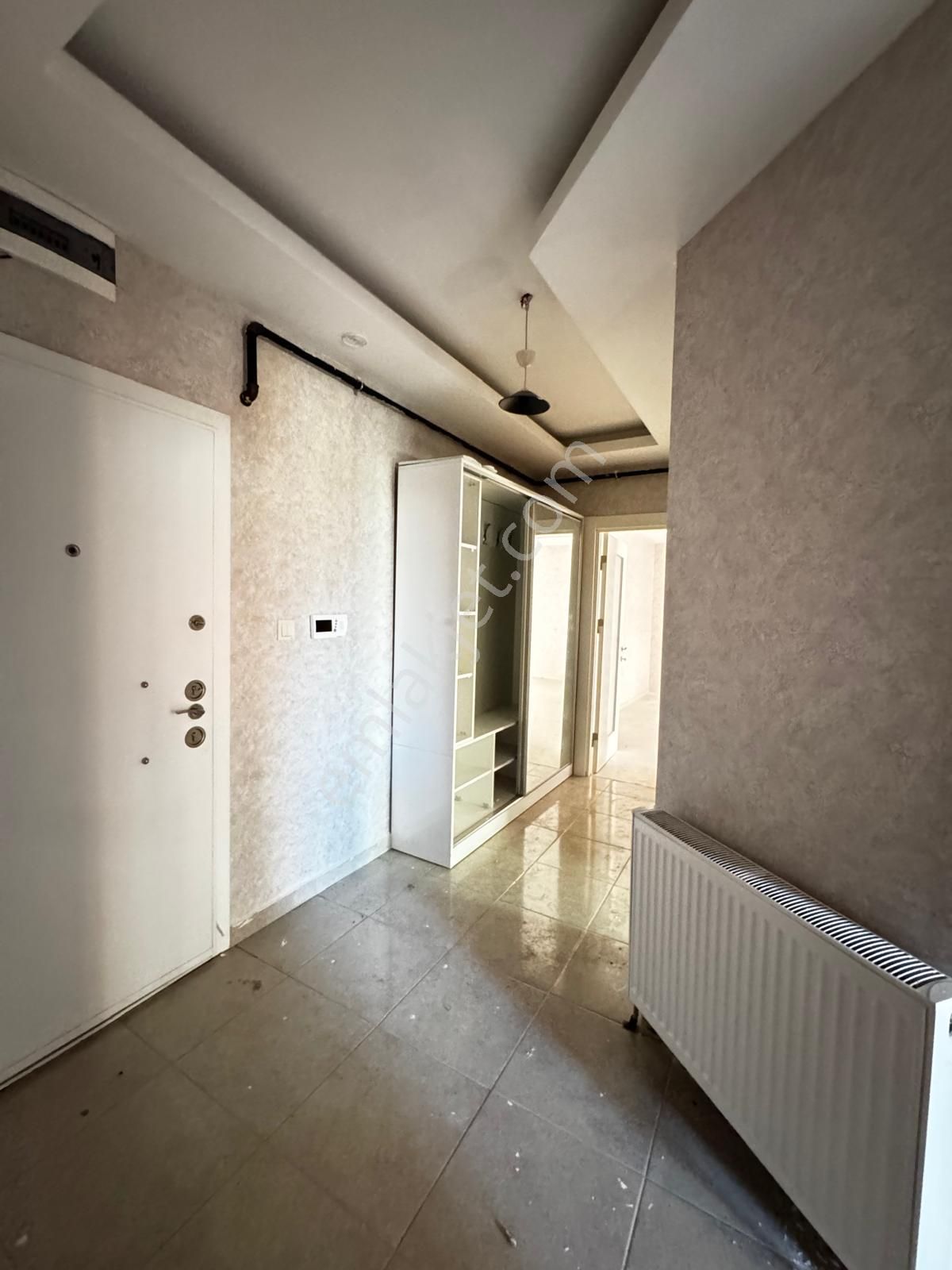 Güneş Evlere Sınır Site Dairesi Kat Konumunda Y.giriş 2+1 Lüks - Görsel 32