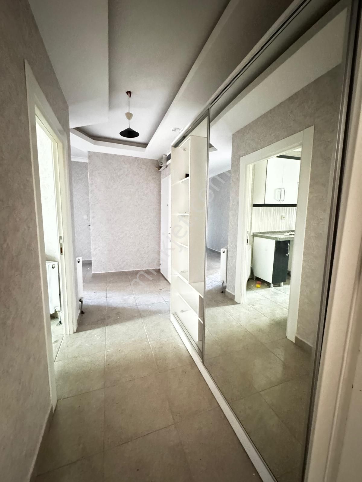 Güneş Evlere Sınır Site Dairesi Kat Konumunda Y.giriş 2+1 Lüks - Görsel 30