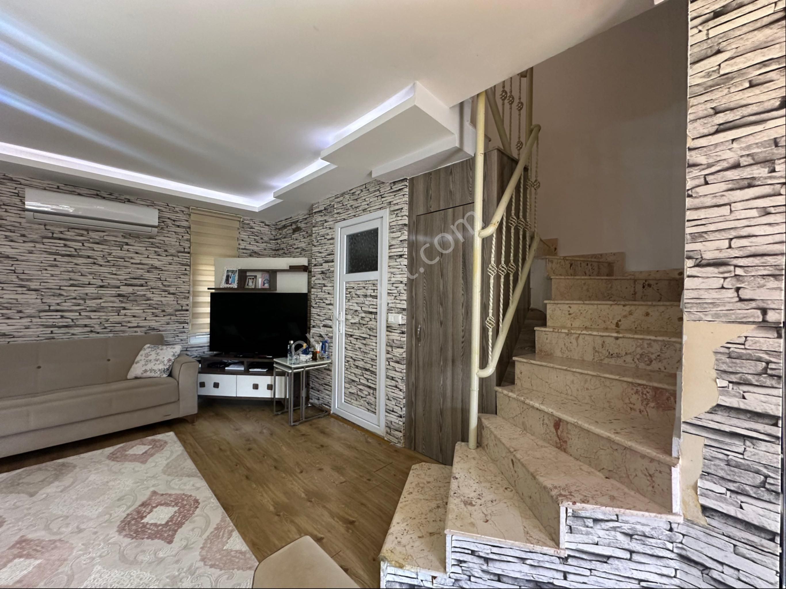 Antalya Kemer Merkez Mah.triplex4+1 Villa/for Sale - Görsel 6