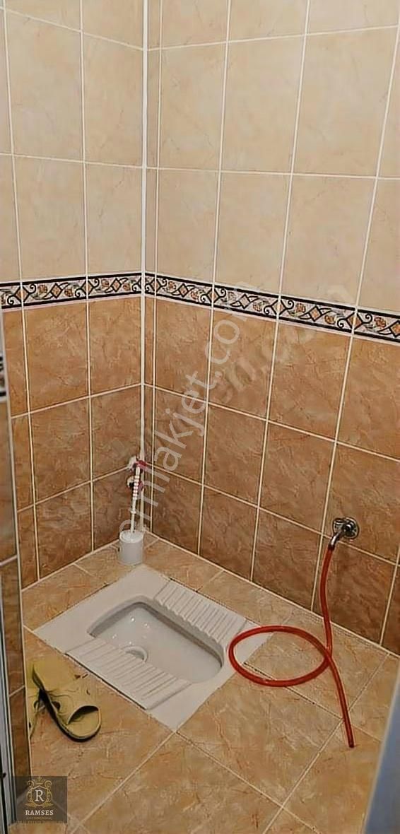 Sarılar Merkezi Konumda Satılık 2+1 Arakat Daire - Görsel 8