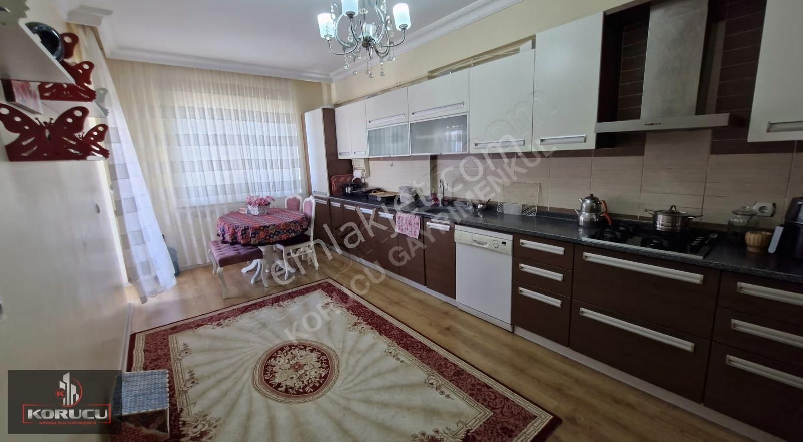 Gençosman Caddesi Yakını 180m2 Net 3+1 Arakat Satılık Daire - Görsel 21